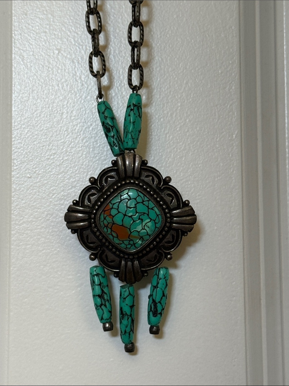 Park Lane Turquoise look- silver tone Pendant Statement Necklace -